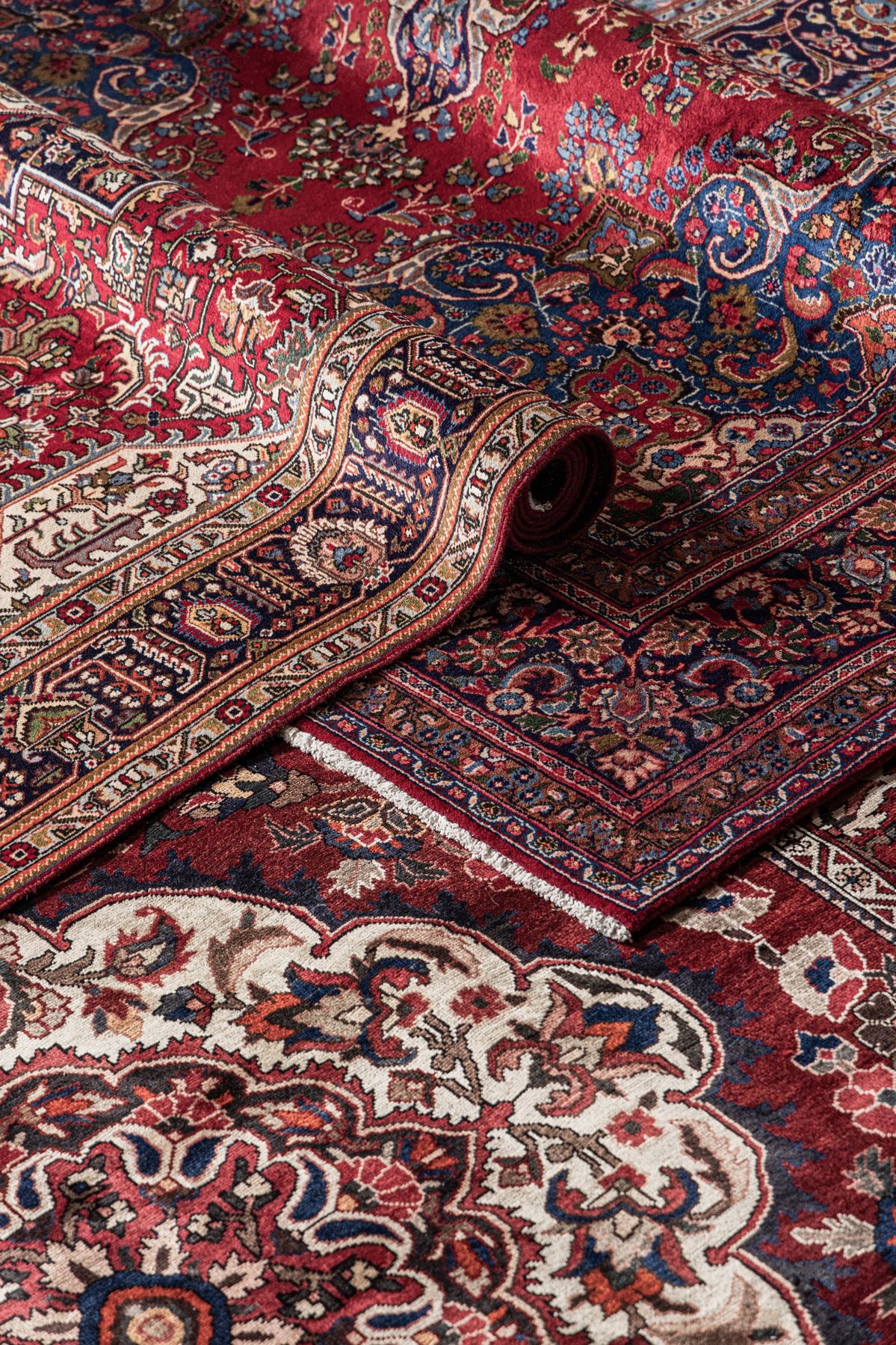 Premium hand knotted rugs exporter from India